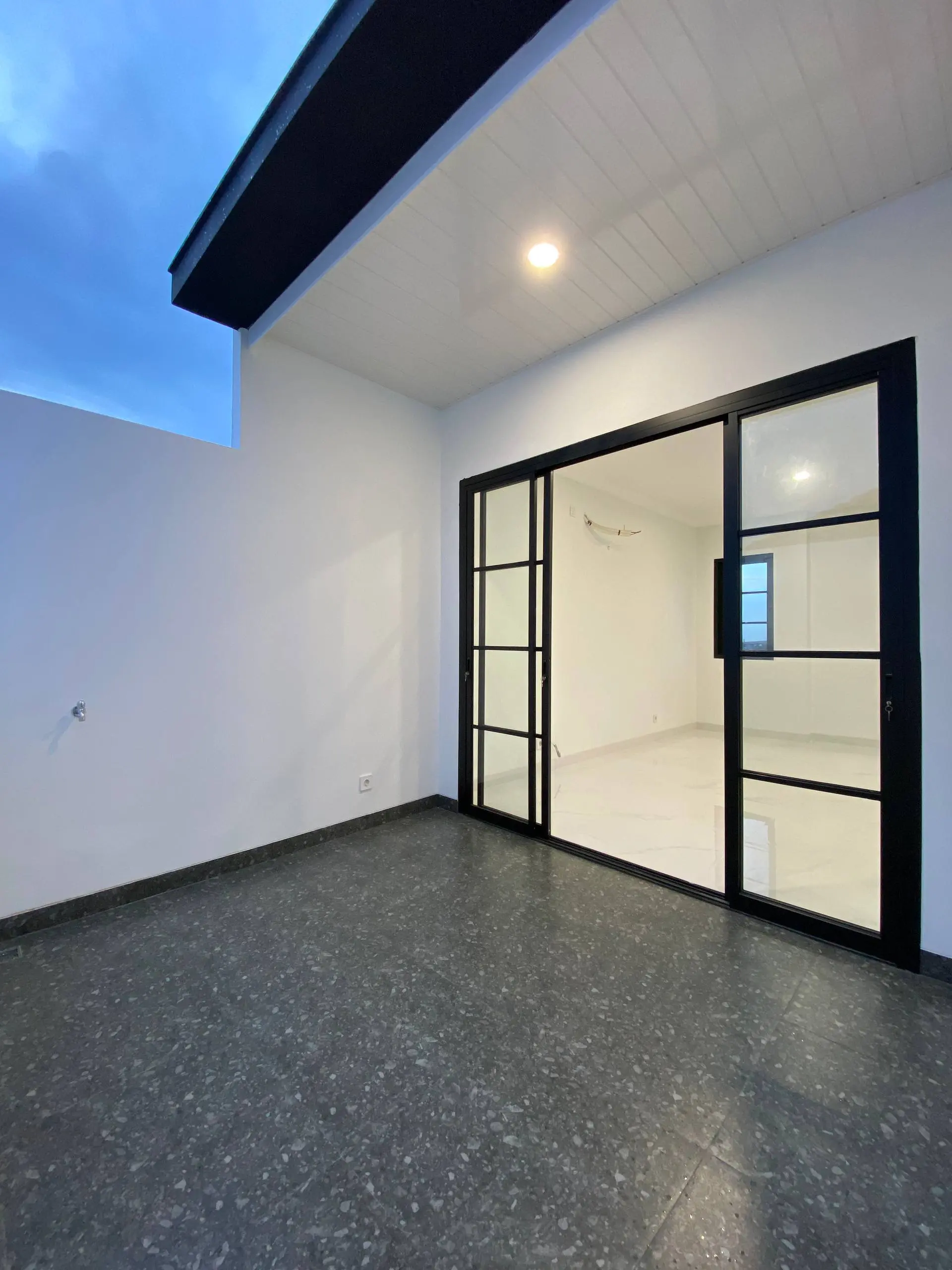 Alamanda-bantar-jati-areabalkonbelakanglt3